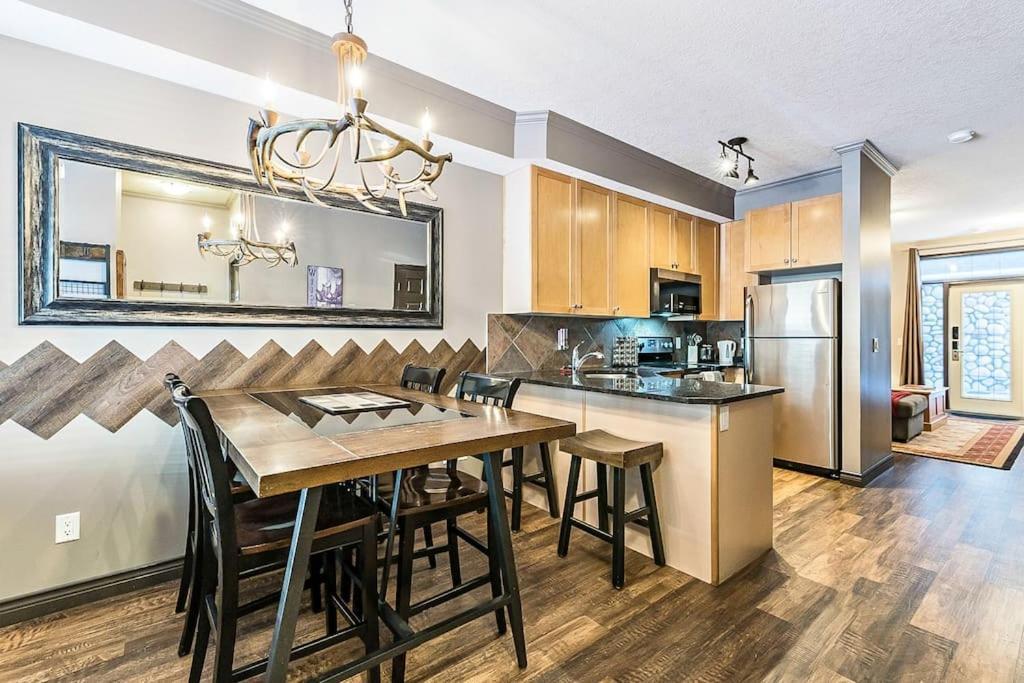 Mystic Getaway Apartment Canmore Exterior photo