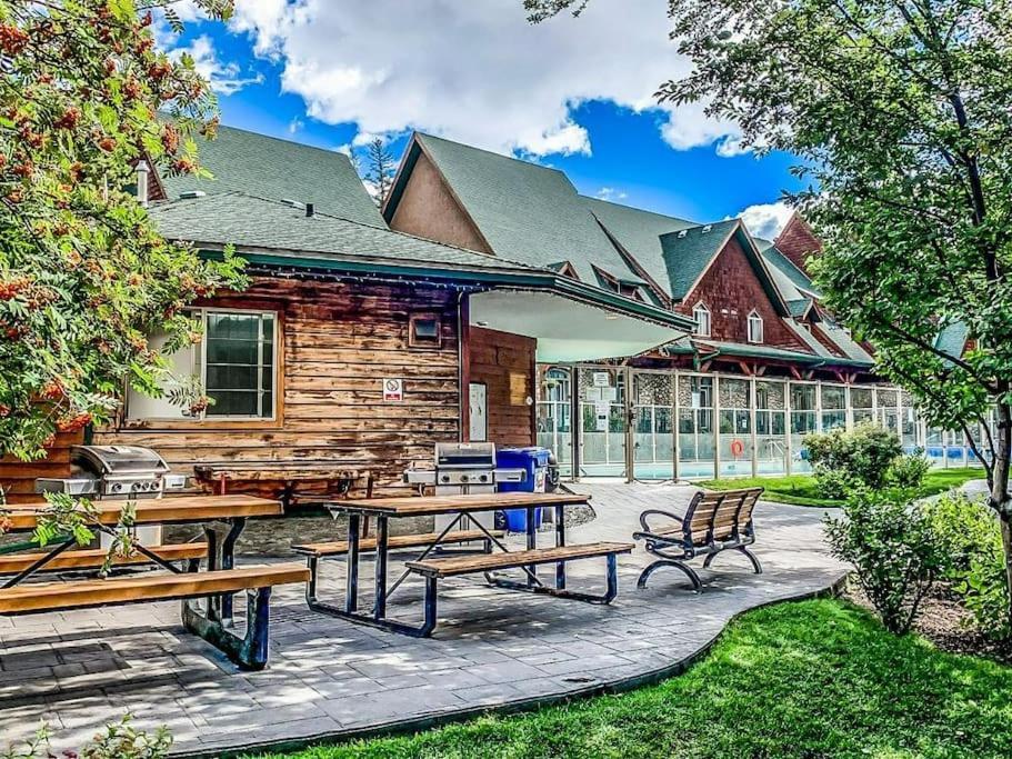 Mystic Getaway Apartment Canmore Exterior photo